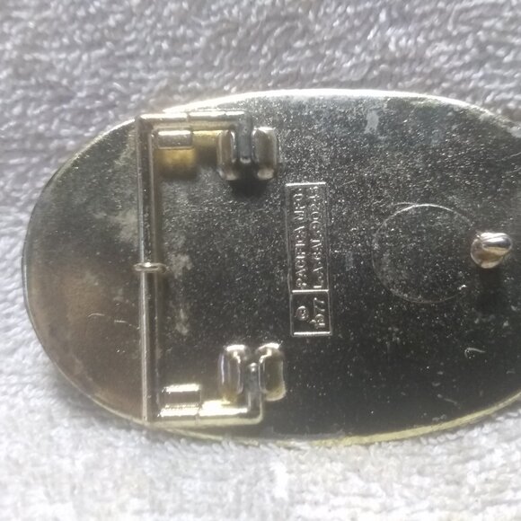 Bee Gees Belt Buckle Pacific 1977 Prizm Blue Gold Oval Mint Condition Rare Find - Picture 9 of 12